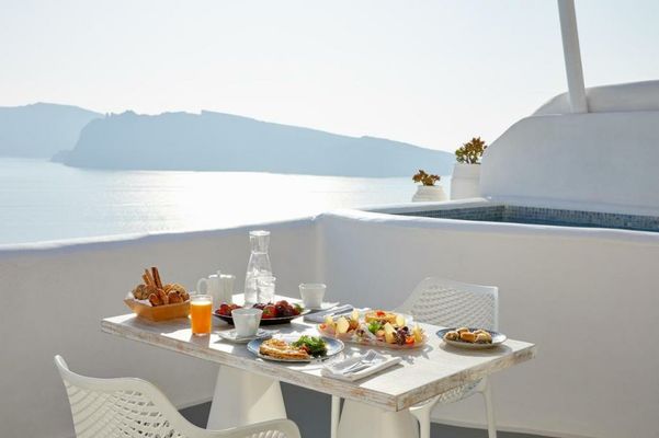La Perla Villas and Suites - Adults Only