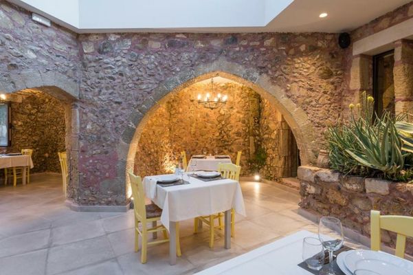 Spilia Village Hotel & Villas