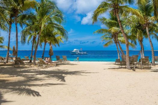 Harbour Village Beach Club