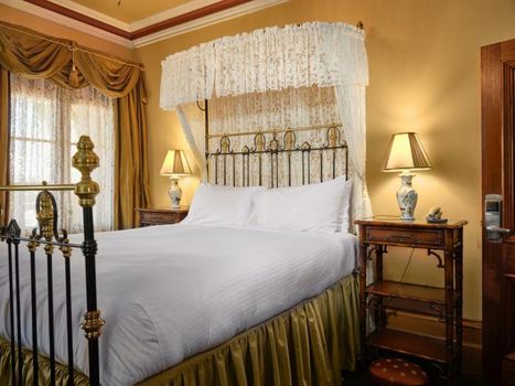 Craig's Royal Hotel