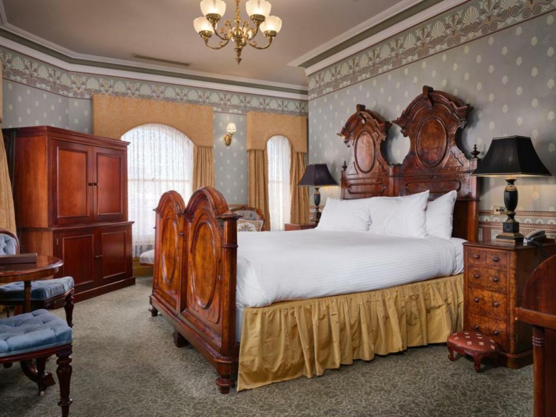 Craig's Royal Hotel