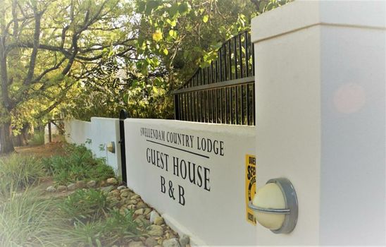 Swellendam Country Lodge - Guest House - B&B
