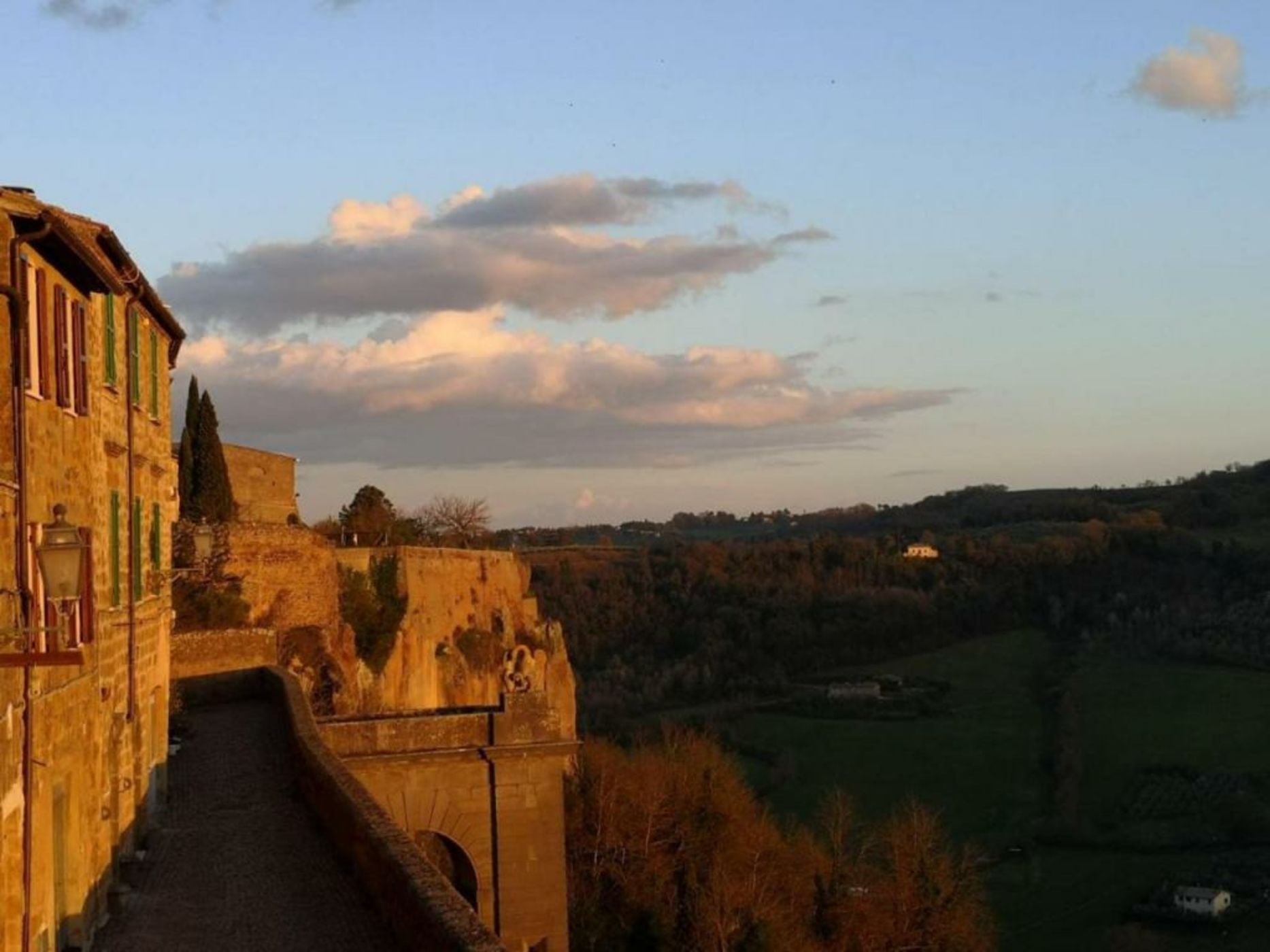 Ripa Medici, camere con vista e parcheggio incluso