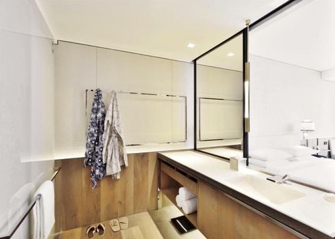 Andaz Delhi, by Hyatt