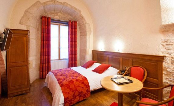 Logis Hôtel Le Cheval Blanc