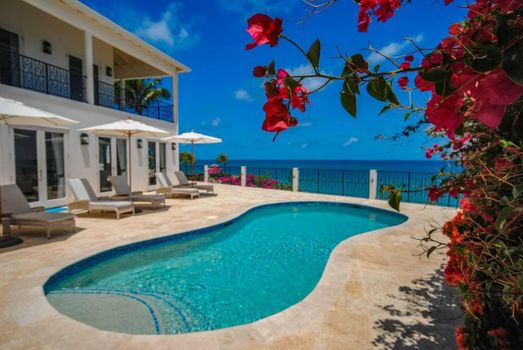 Blue Waters Resort and Spa