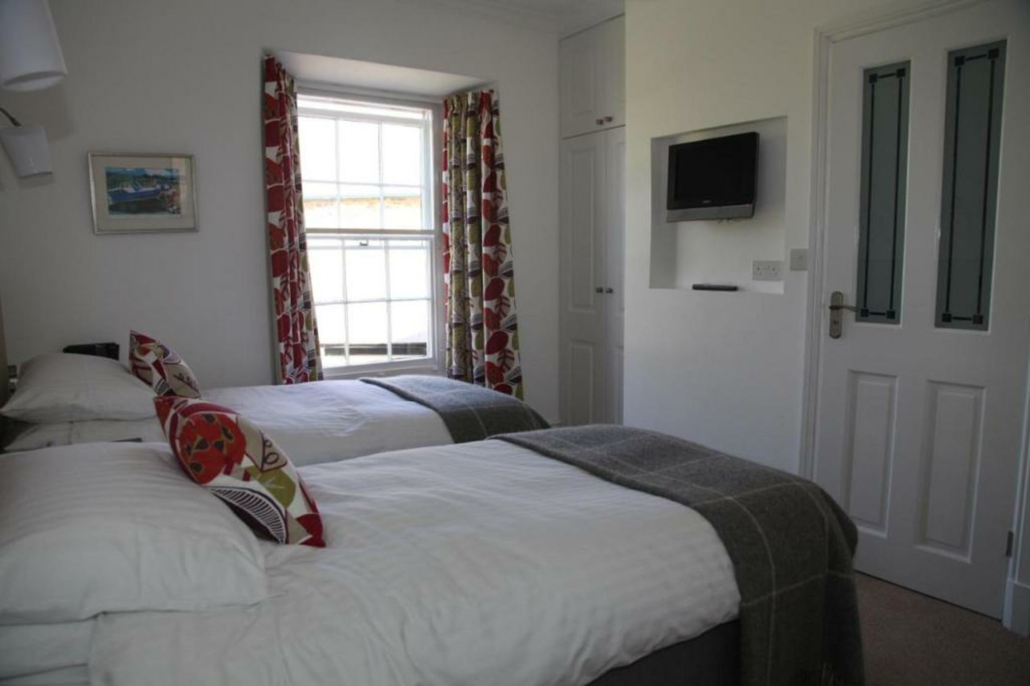 Cnapan Guest House