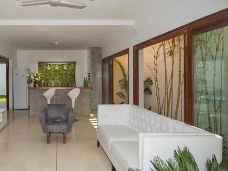 Kadal The Beach House