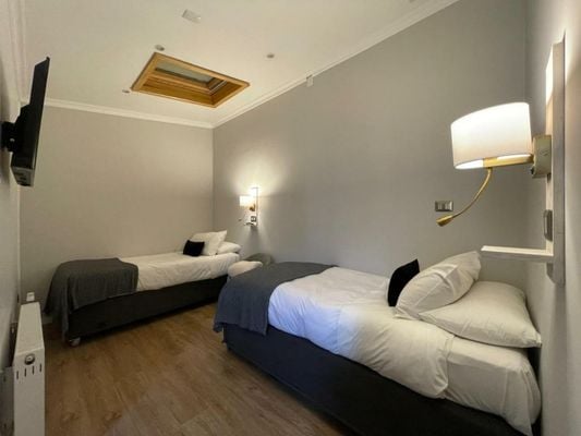 Hostal Boutique Puerta Roja