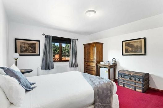 The Honest Lawyer, an Ascend Collection Hotel
