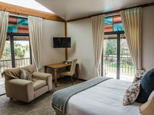The Narrows Landing Hotel