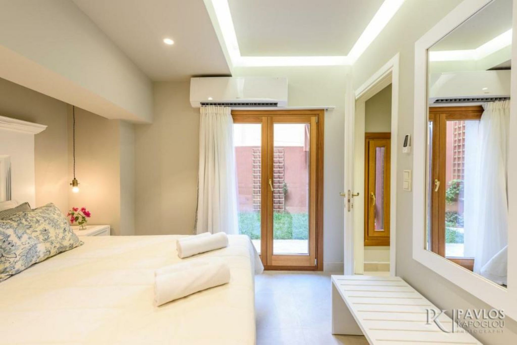 Candia Suites & Rooms