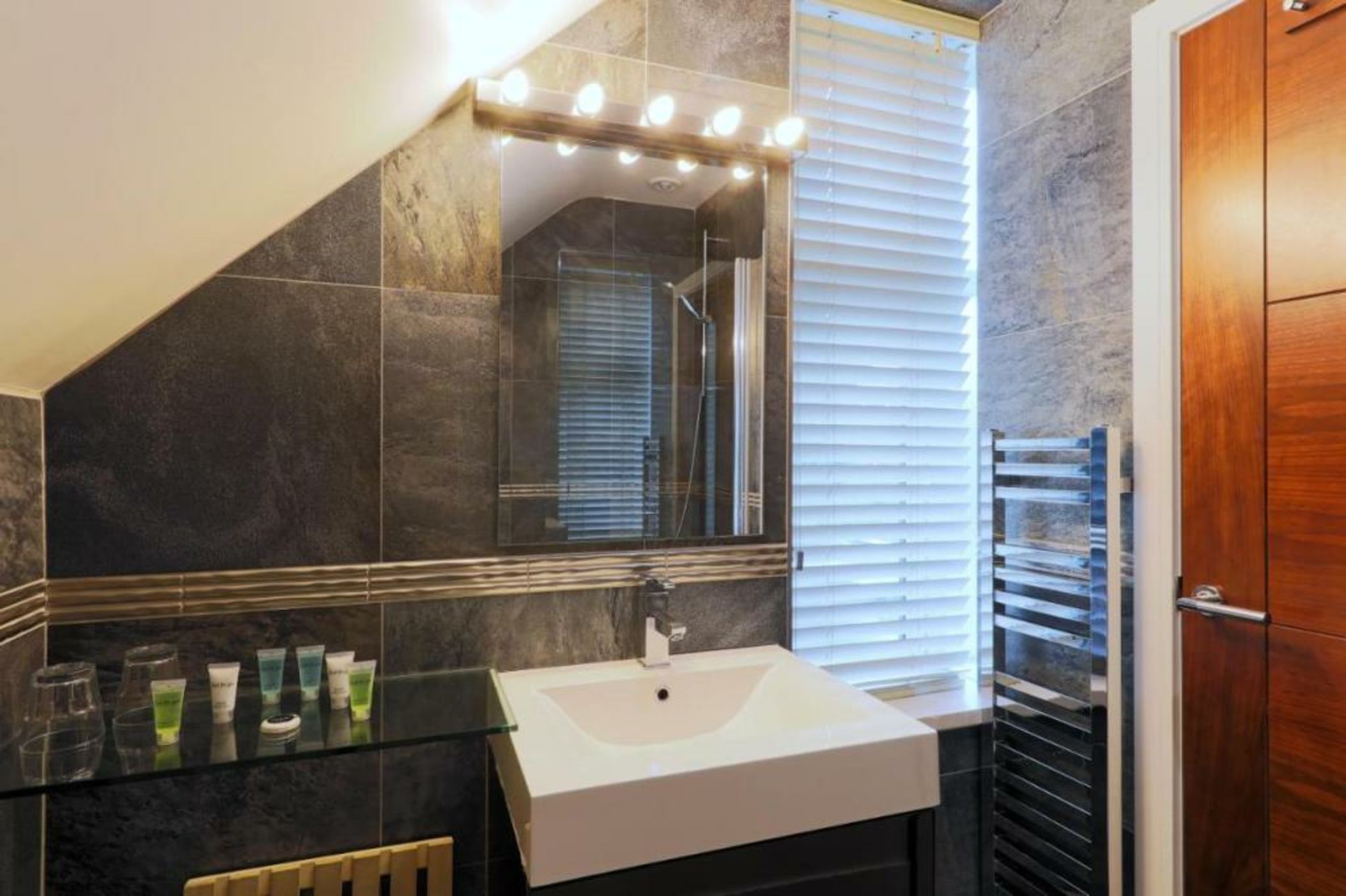 Stay 2a Boutique Rooms