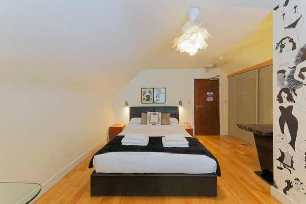 Stay 2a Boutique Rooms