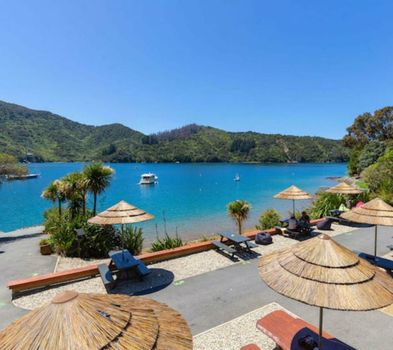 Lochmara Lodge - 20mins by boat from Picton