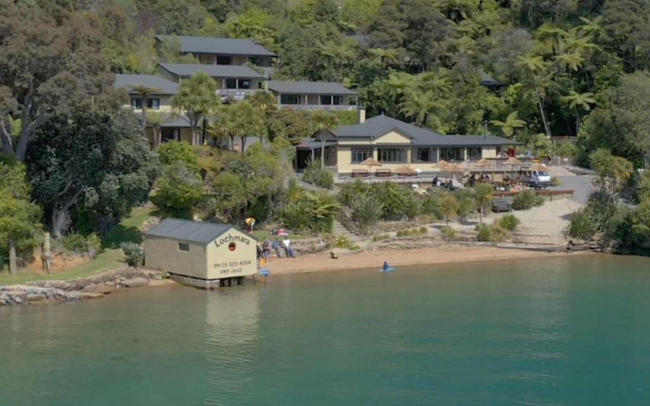 Lochmara Lodge - 20mins by boat from Picton