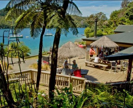 Lochmara Lodge - 20mins by boat from Picton