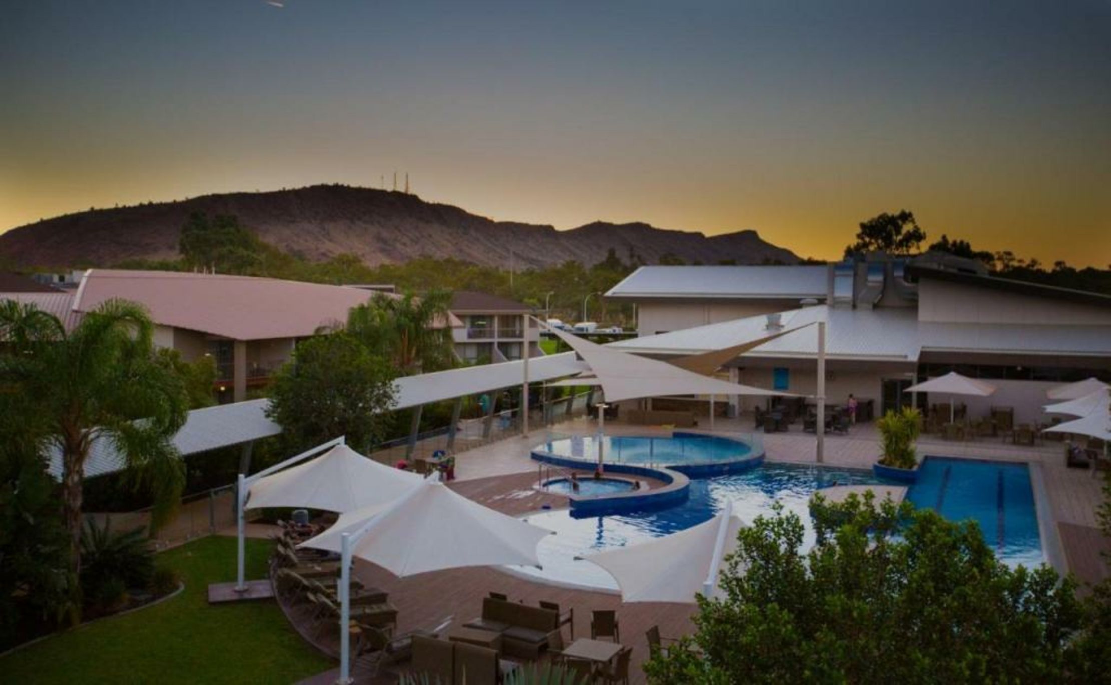 Crowne Plaza Alice Springs Lasseters by IHG