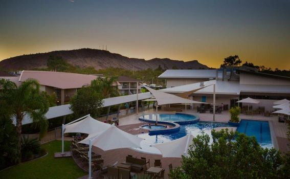 Crowne Plaza Alice Springs Lasseters by IHG