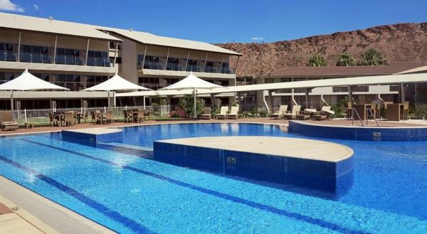 Crowne Plaza Alice Springs Lasseters by IHG