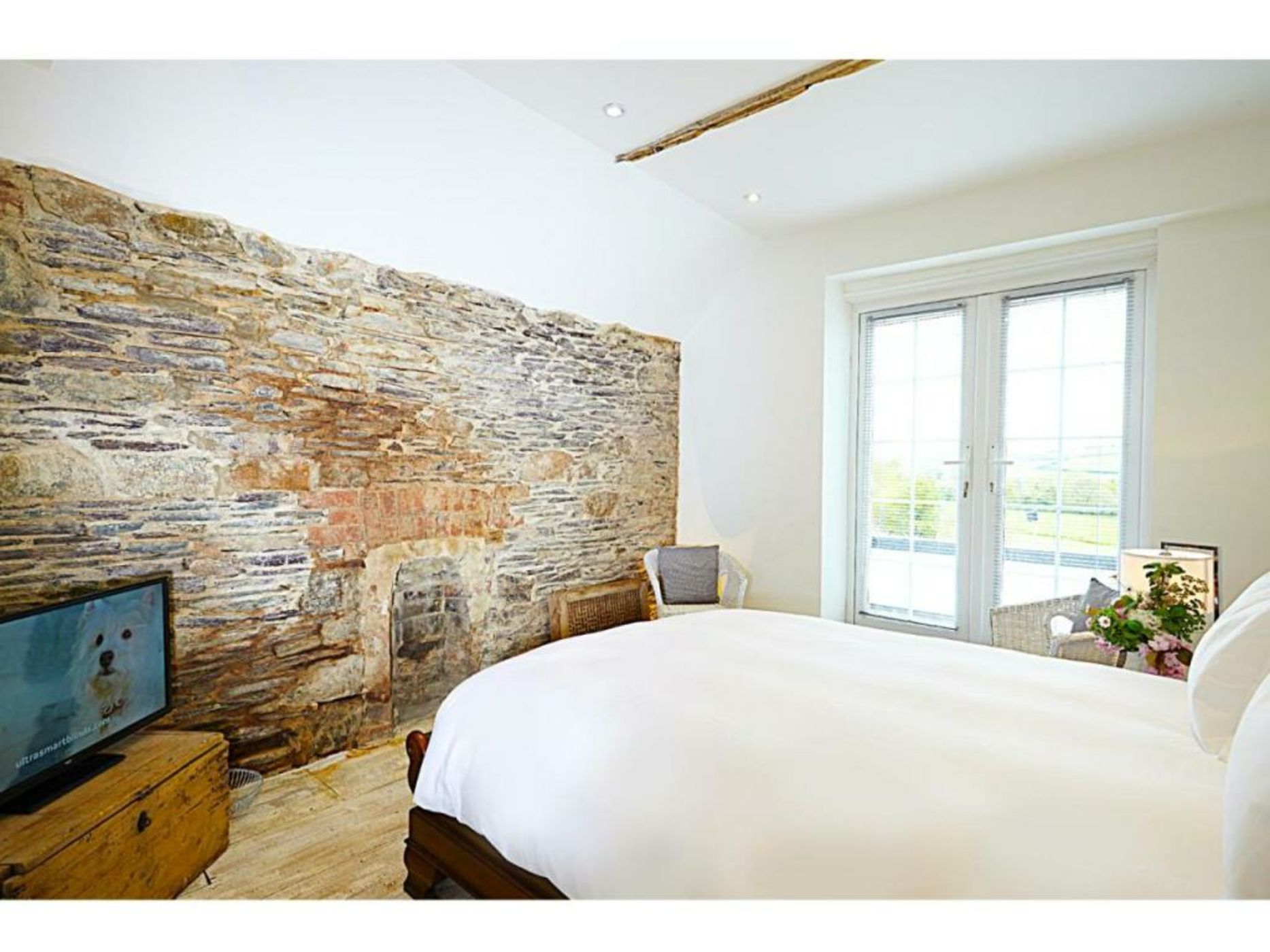 Live & Let Live Inn