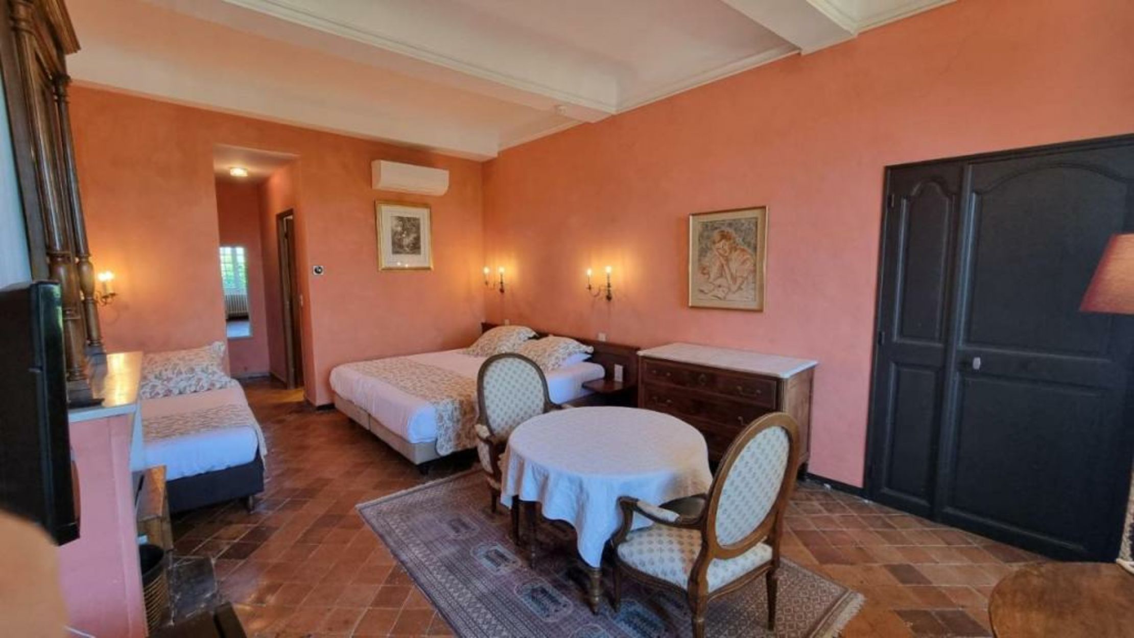 Hostellerie Le Beffroi