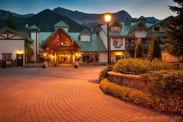 Lizard Creek Lodge