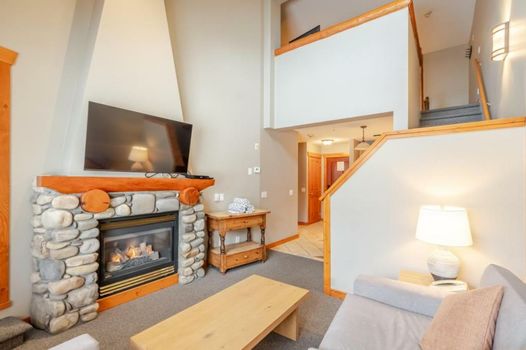 Lizard Creek Lodge
