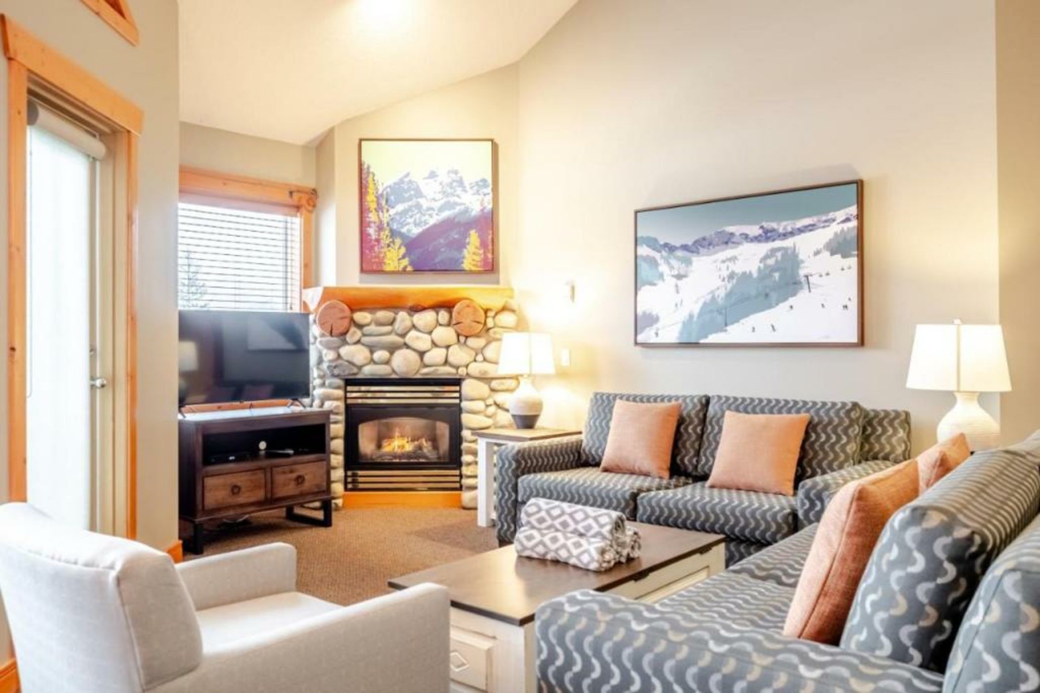 Lizard Creek Lodge
