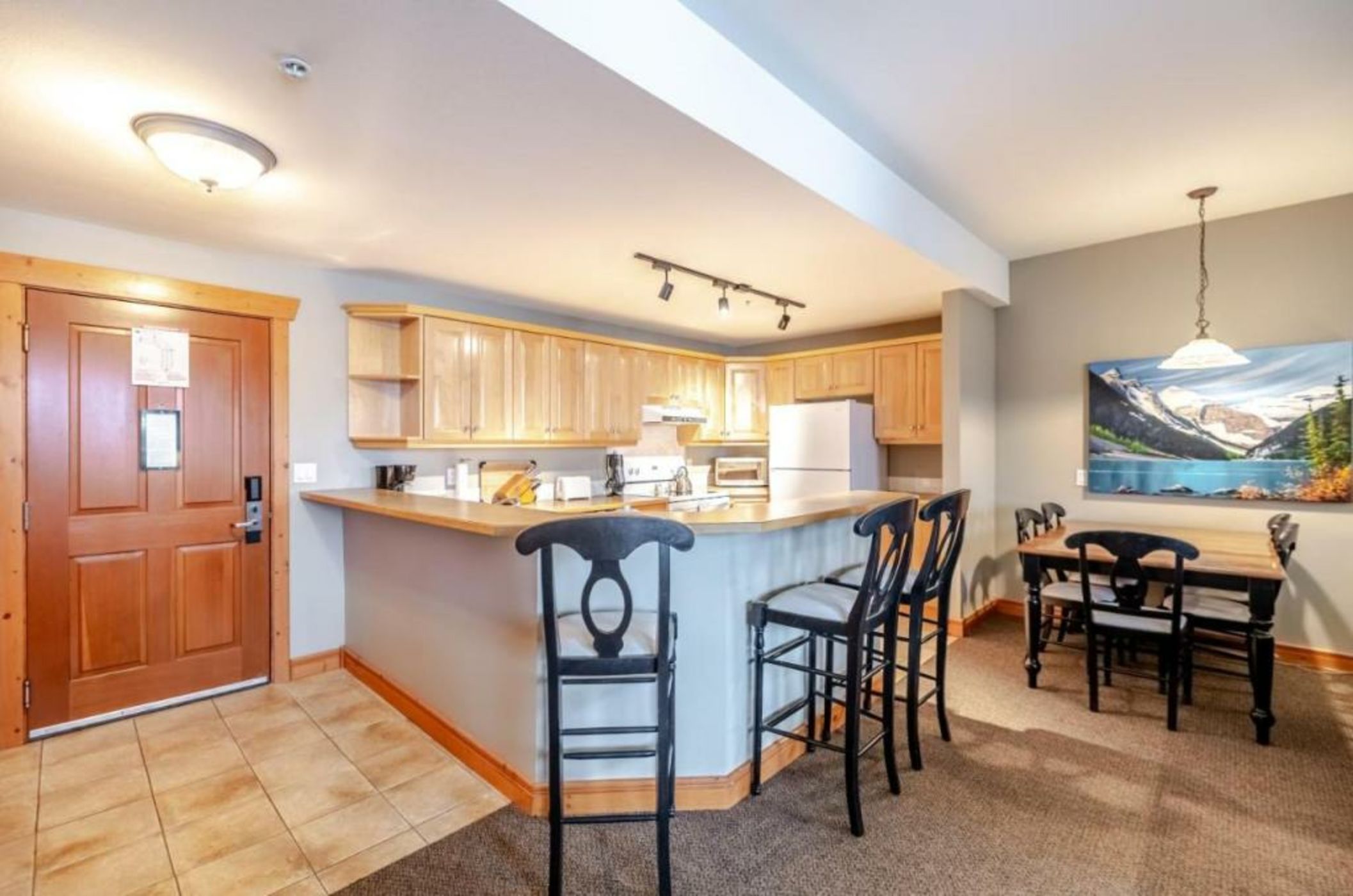Lizard Creek Lodge
