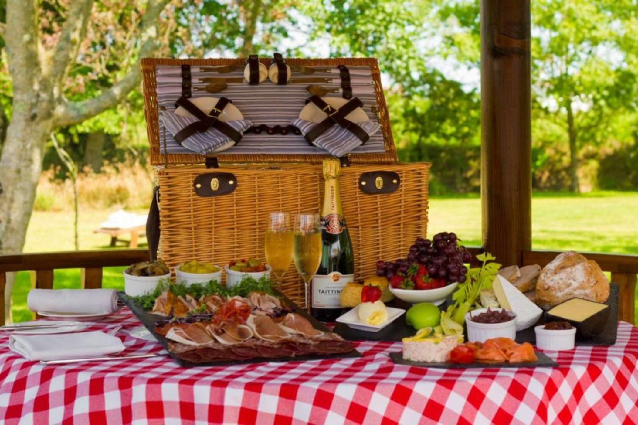The Farmhouse Hotel and Restaurant