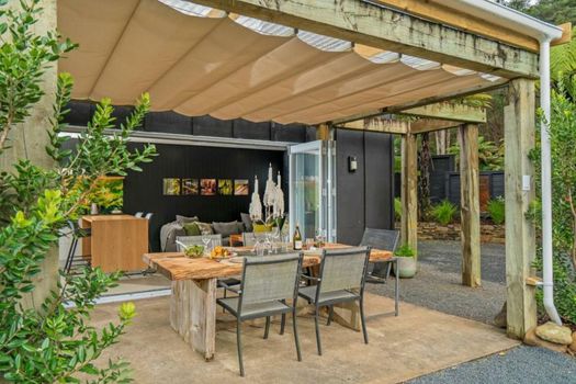 Wairua Lodge - Rainforest River Retreat