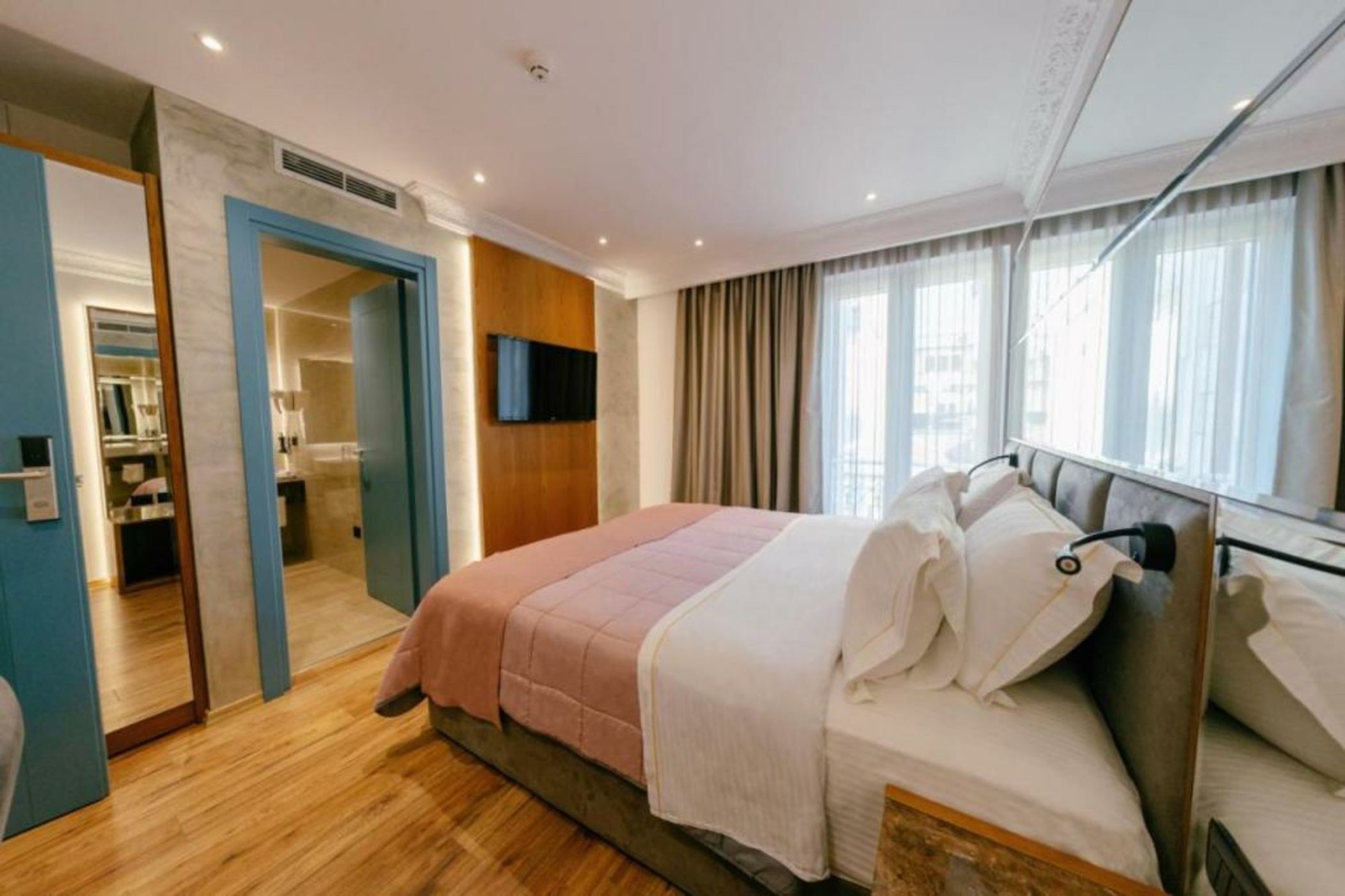 Moenia Boutique Hotel