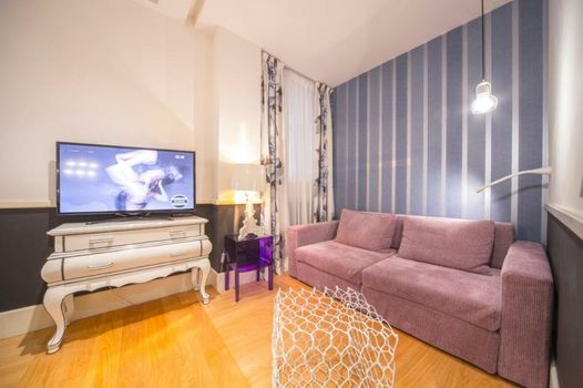 Cinque Rooms