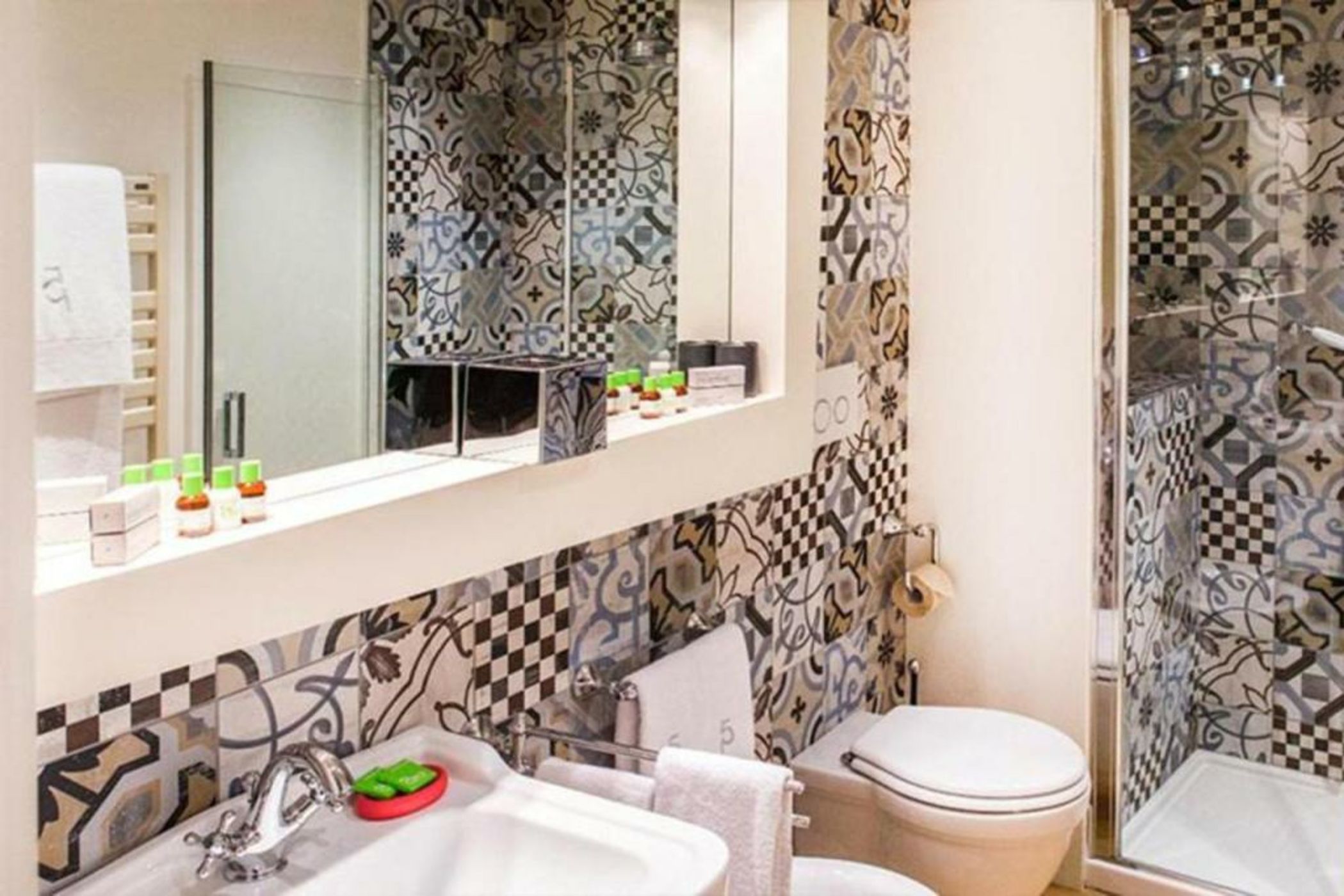 Cinque Rooms
