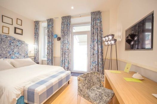 Cinque Rooms
