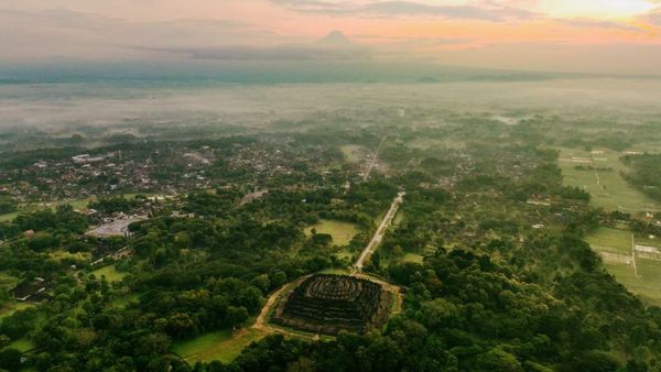 Villa Borobudur Resort