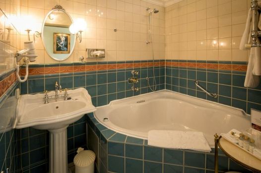 Hotel Belle Epoque