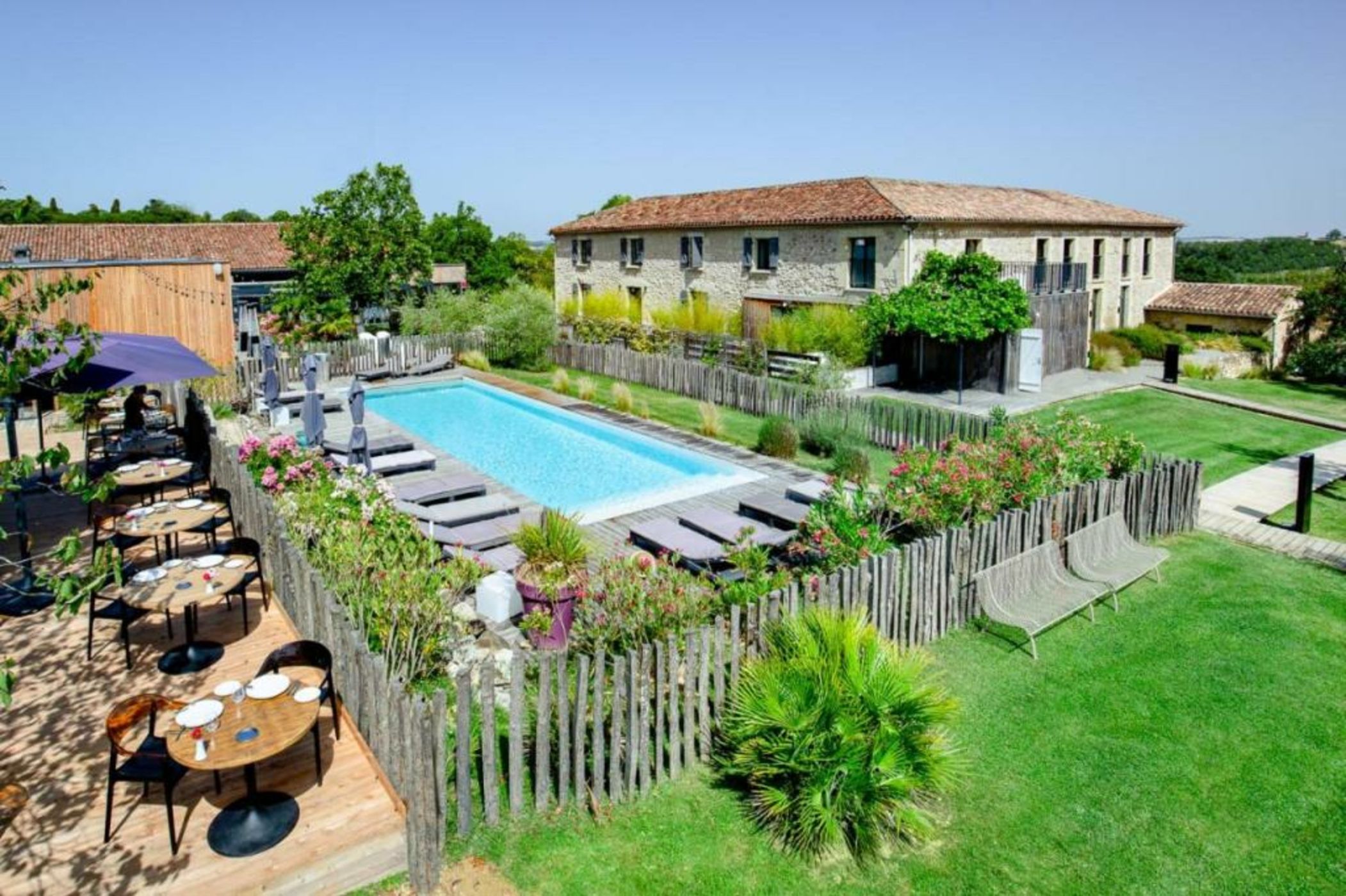 Le Domaine de Baulieu, Singuliers Hotels