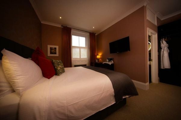 Moortown Lodge B&B