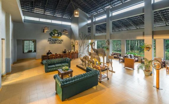 The Mountain Courtyard Thekkady