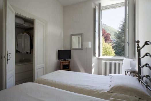 La Canarina Bed & Breakfast