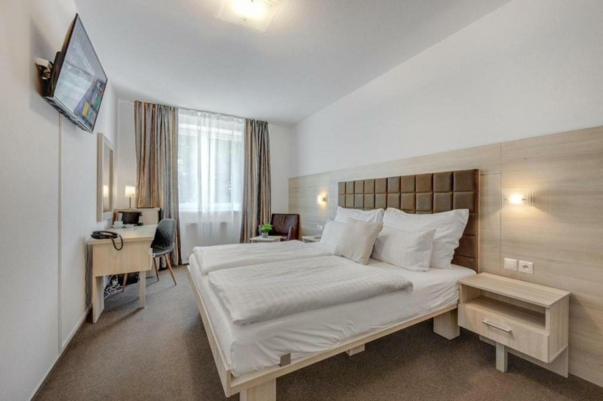 Hotel ANTARES