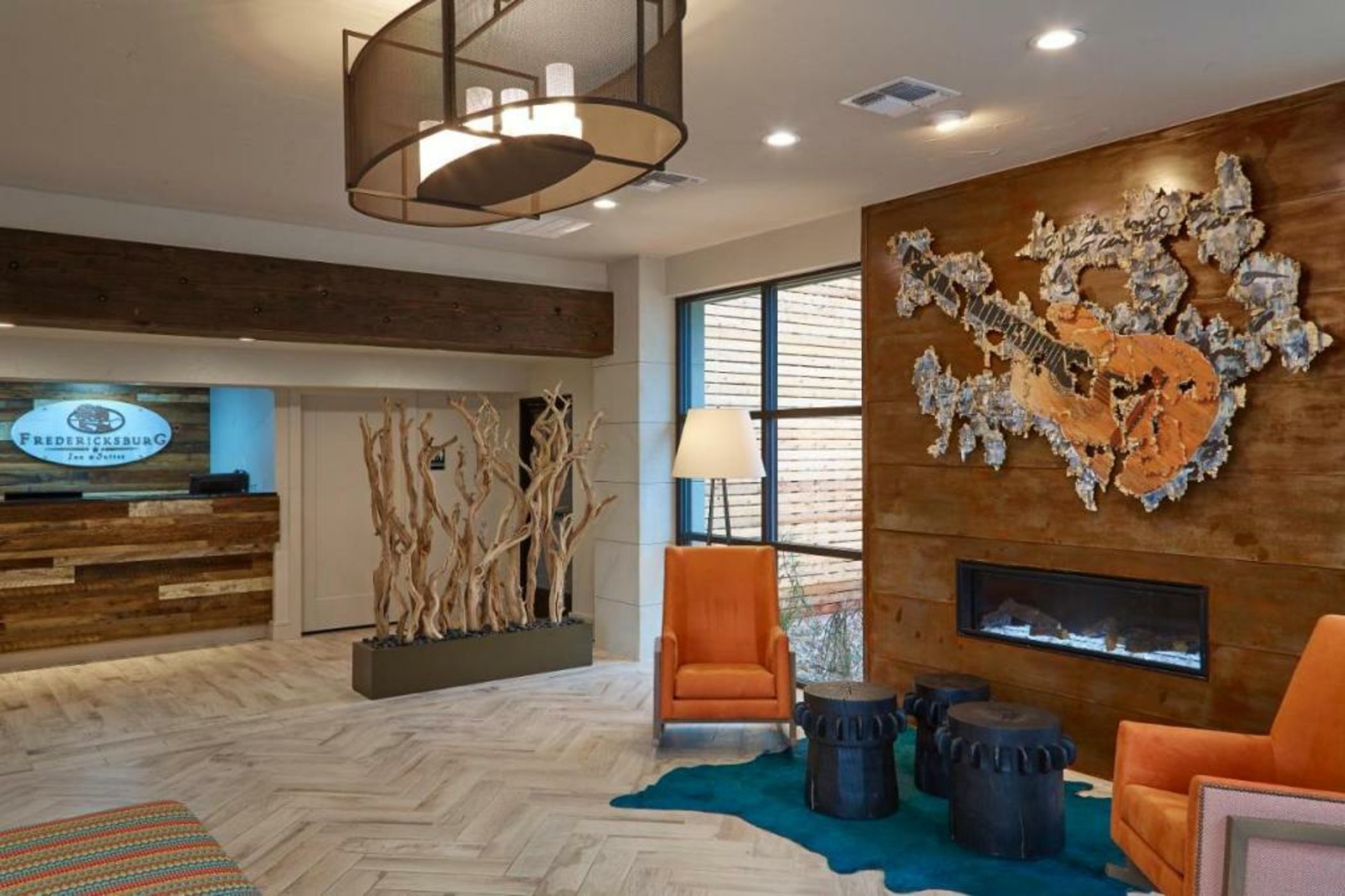 Fredericksburg Inn and Suites
