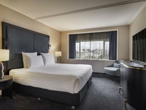 Pullman Auckland Hotel & Apartments