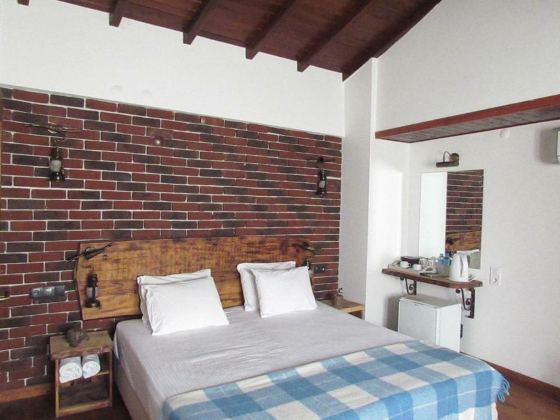 Amazon Petite Palace