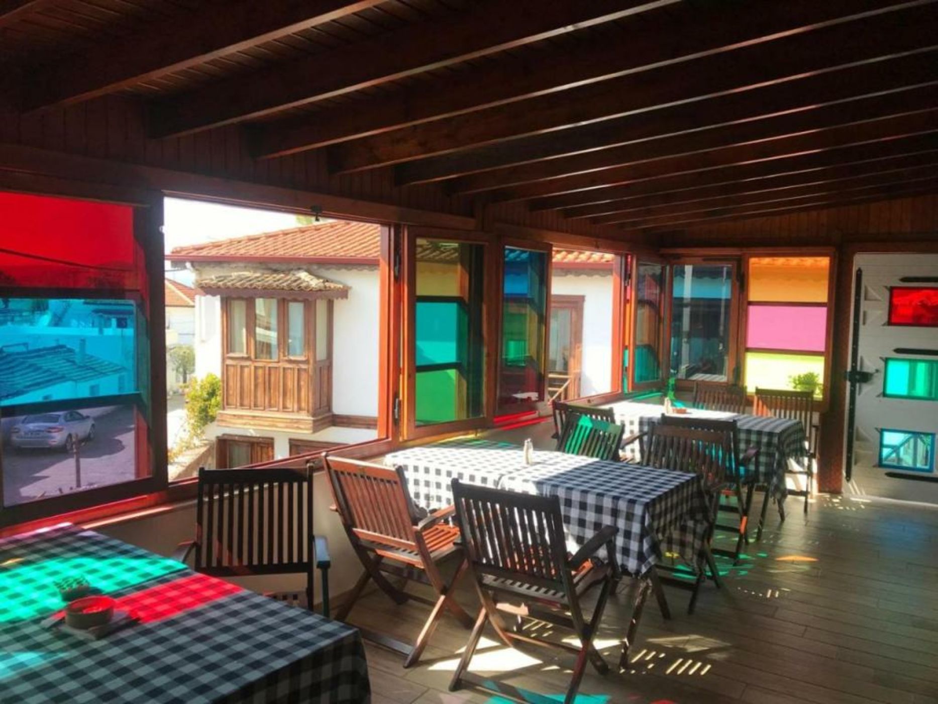 Amazon Petite Palace