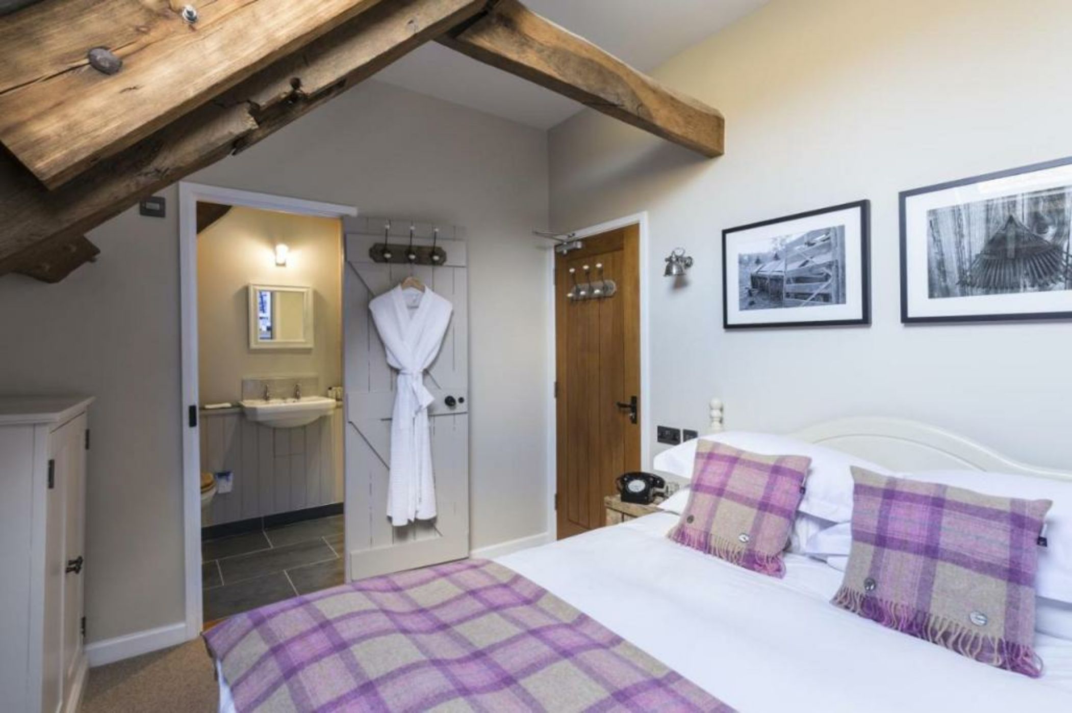 Tudor Farmhouse Hotel