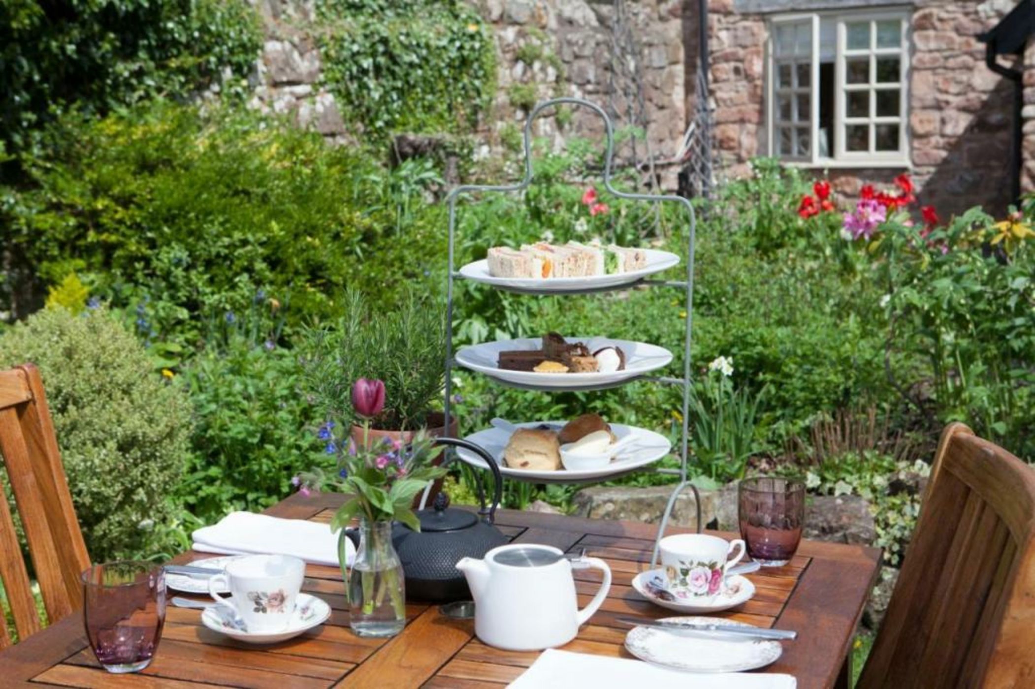 Tudor Farmhouse Hotel
