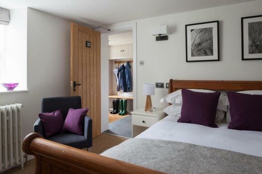 Tudor Farmhouse Hotel